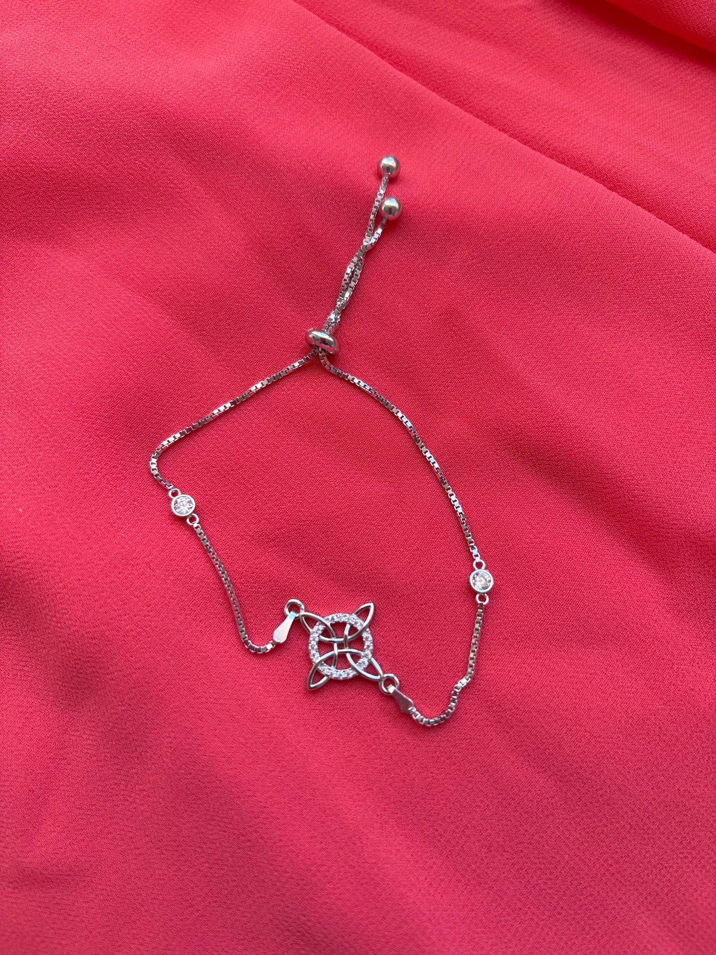 Manillas con Dije de Plata Mexicana 925